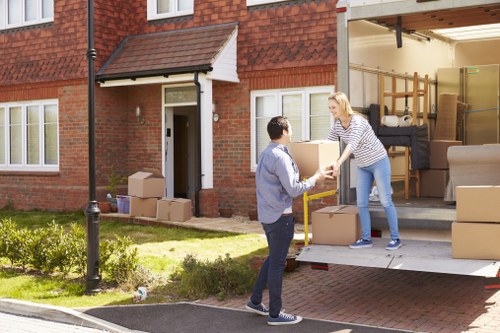 Moving truck service for homes and businesses in Uxbridge